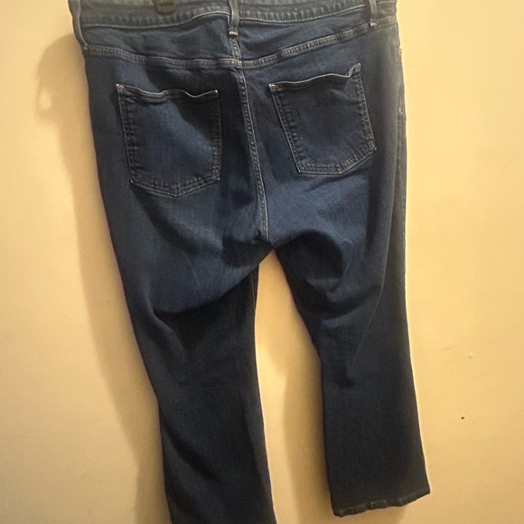 Plus Size Ava & Viv High Rise Dark Blue Flare Jeans. Size 18 - Picture 3 of 5